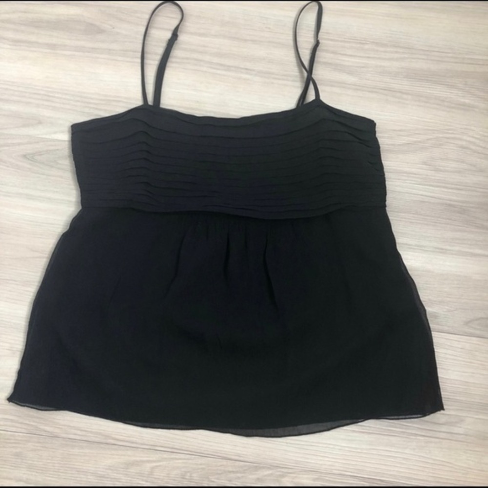 Gap women’s black silk camisole tank top size 2